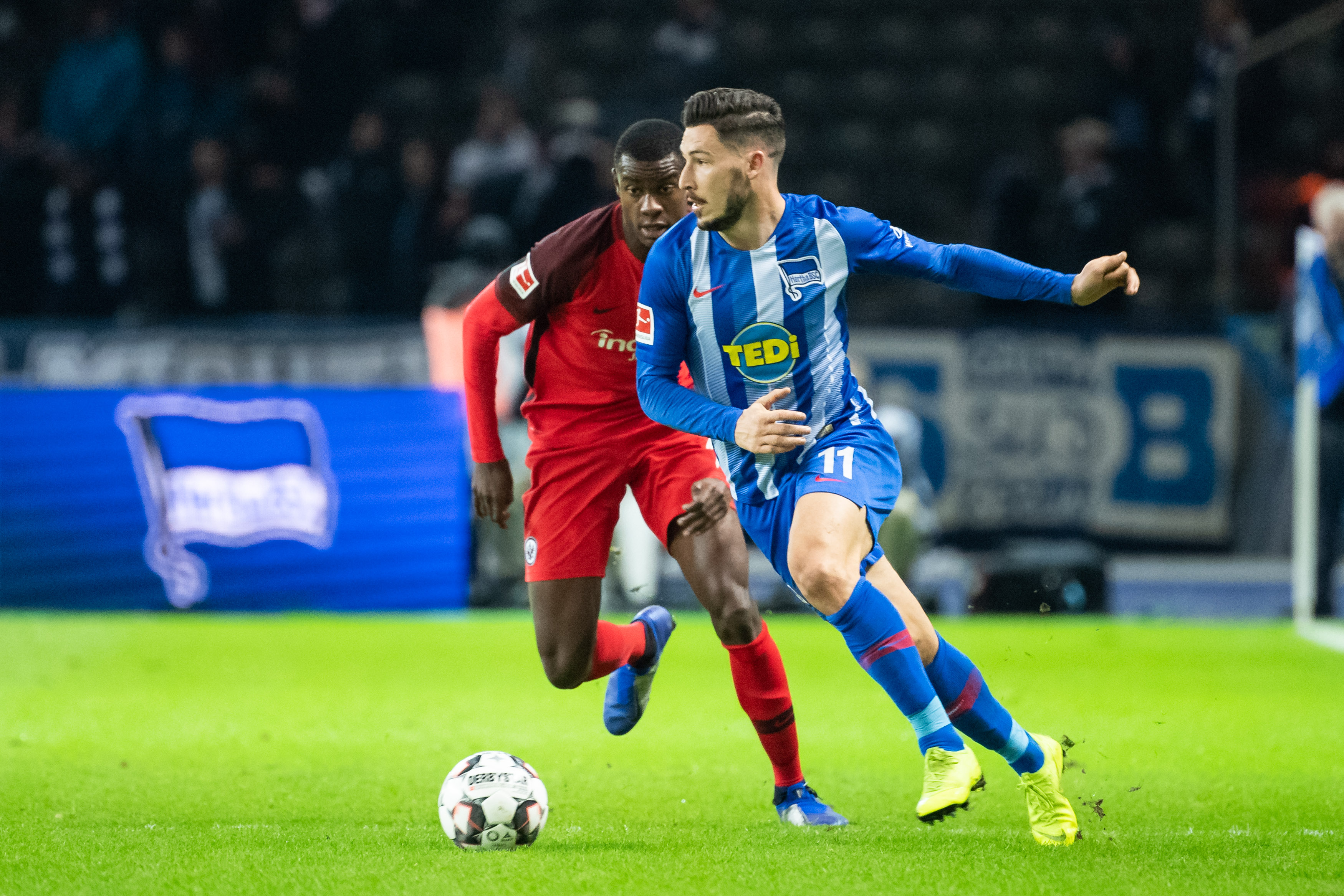 [中超]争冠遇上保级 海港继续第一