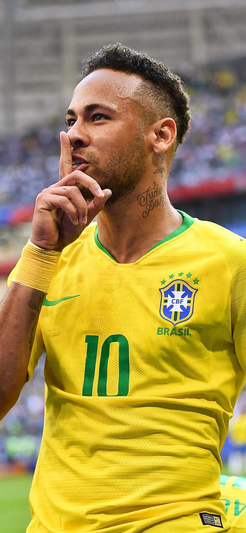 里贝里：拜仁有机会再度成为三冠王，戈雷茨卡选择意甲更为理智